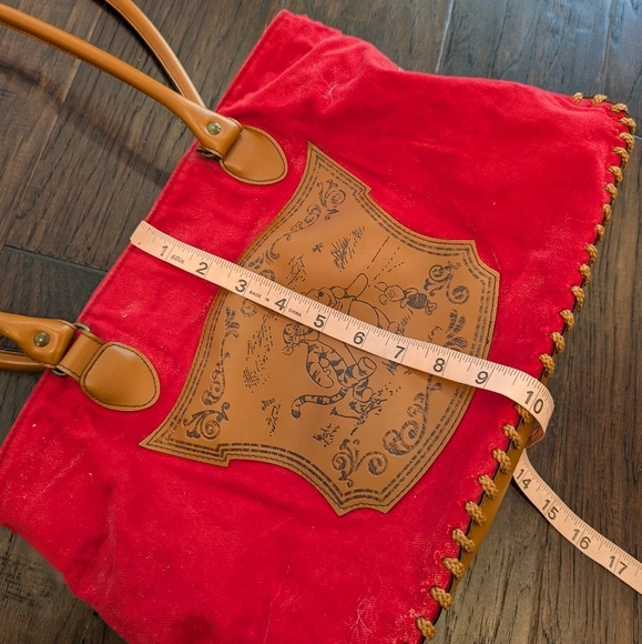 VINTAGE Disney Pooh and Tigger red canvas shoulder bag tote bag - Picture 11 of 14